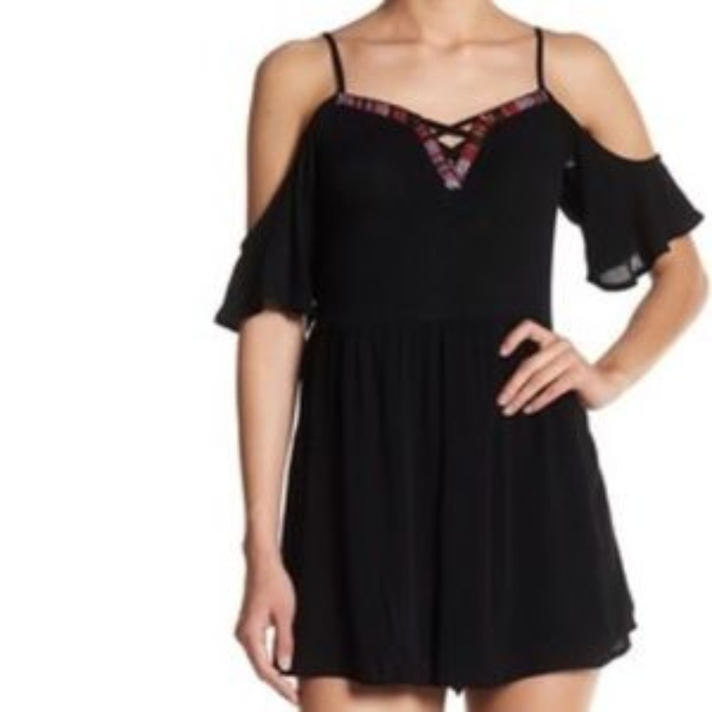 Jolt women L embroidered cold shoulder romper‎